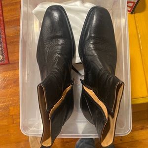 Magnani boots. Size 8. Confortable and soft leather material